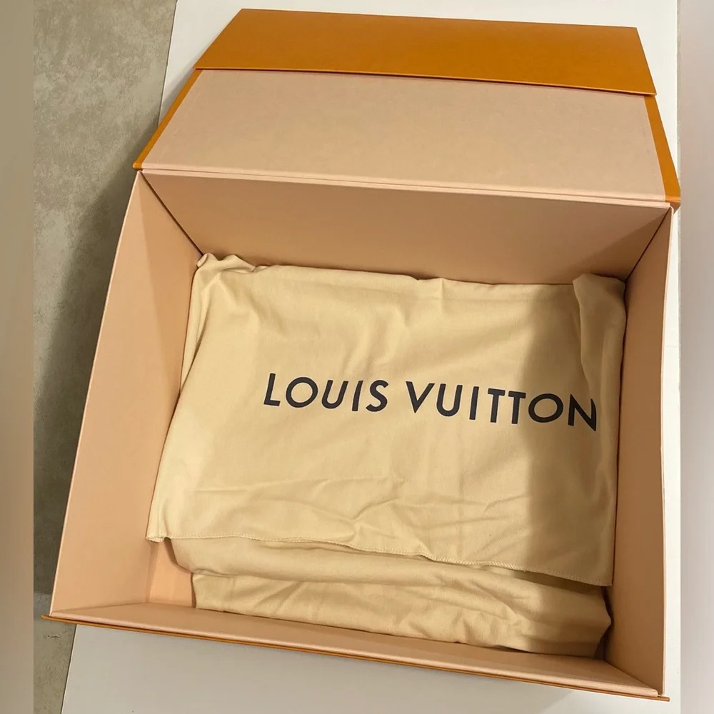Louis Vuitton Orange Box with Cream Dust Bag
